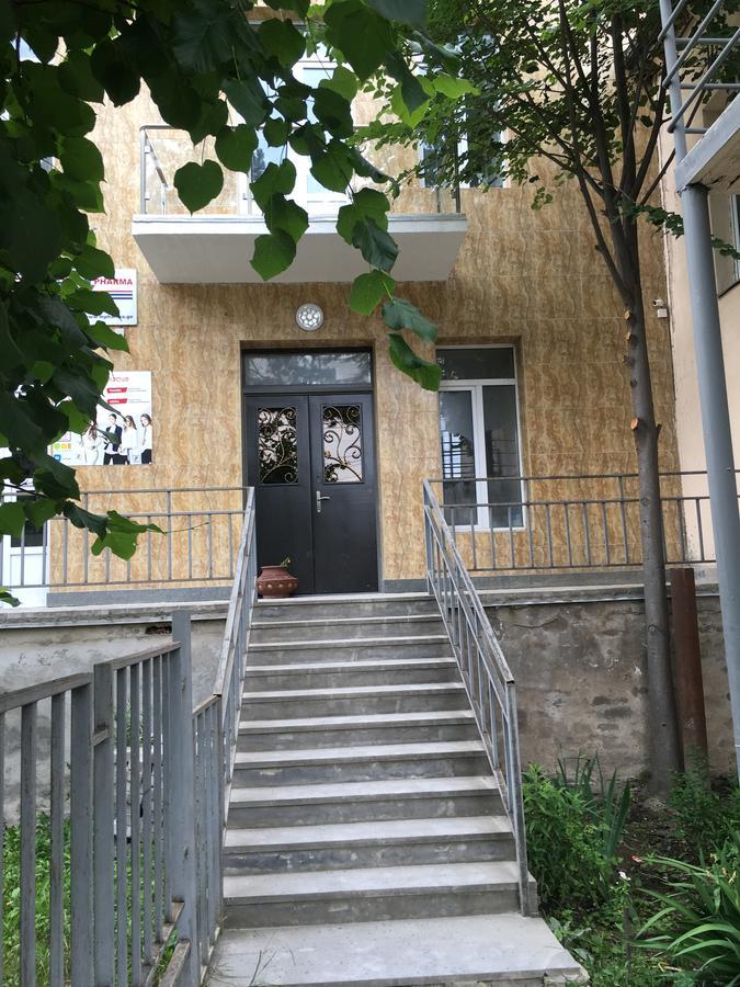 Kmg Hotel Khashuri Zewnętrze zdjęcie
