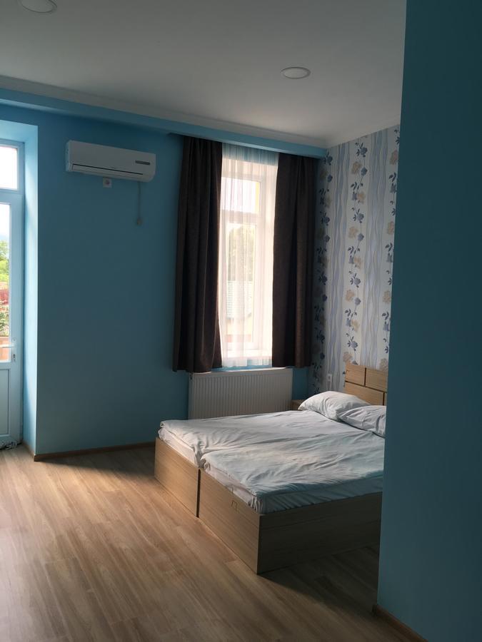 Kmg Hotel Khashuri Zewnętrze zdjęcie