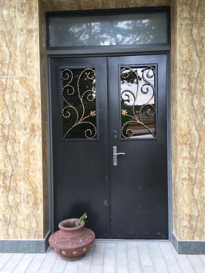 Kmg Hotel Khashuri Zewnętrze zdjęcie