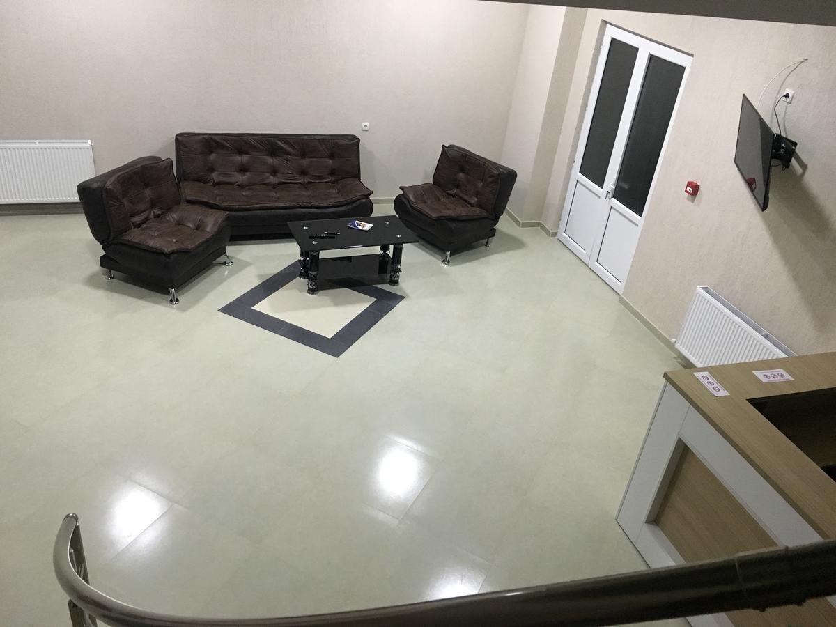 Kmg Hotel Khashuri Zewnętrze zdjęcie