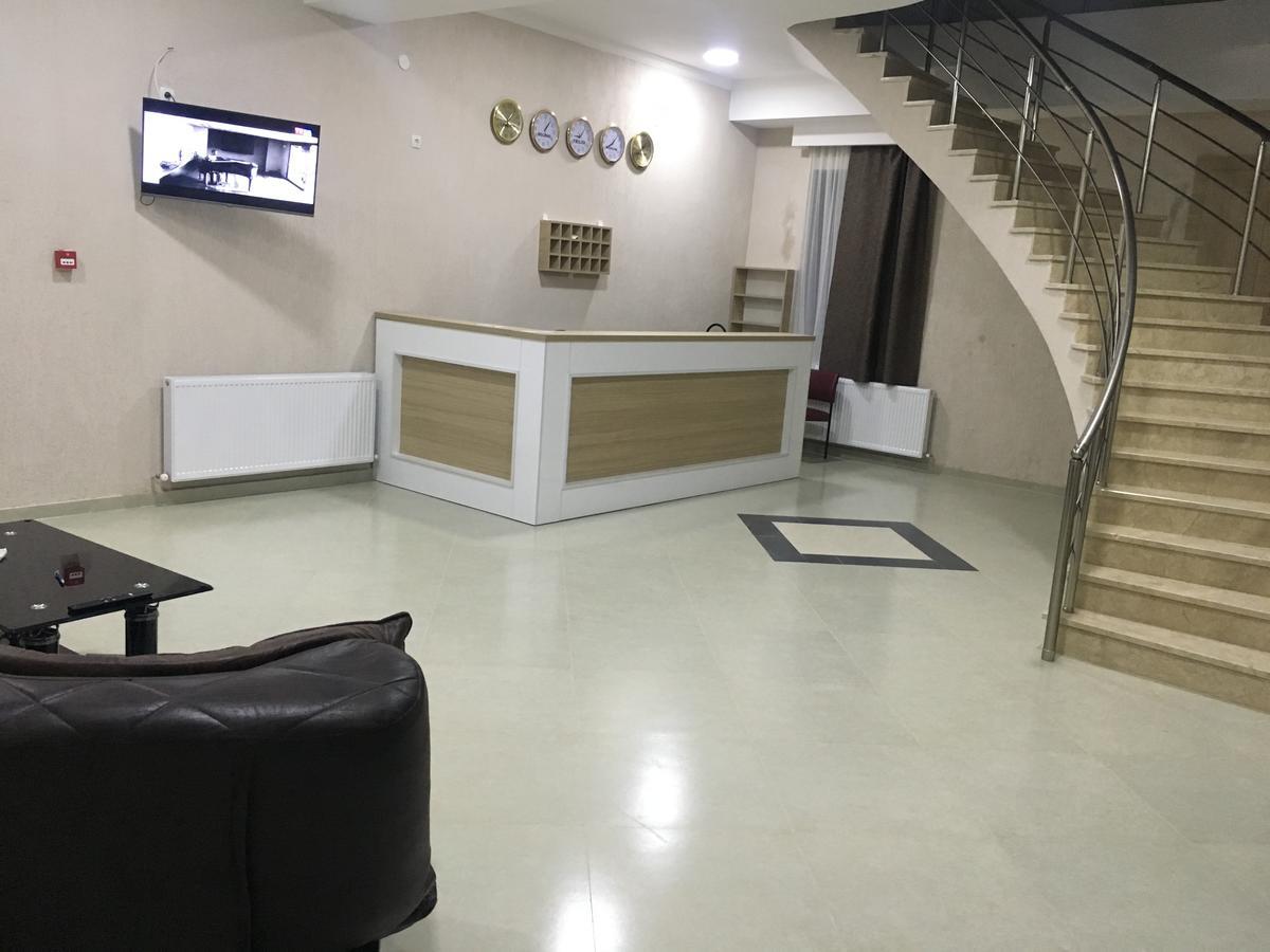 Kmg Hotel Khashuri Zewnętrze zdjęcie