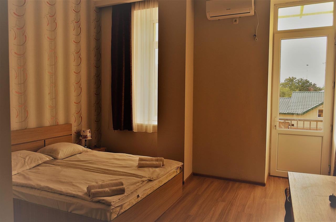 Kmg Hotel Khashuri Zewnętrze zdjęcie
